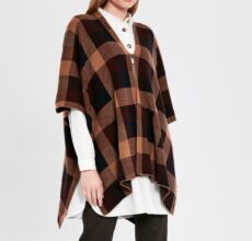 Soldes LC Waikiki Maroc Poncho pour femme 169Dhs au lieu de 239Dhs