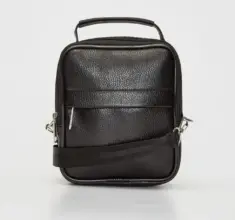 Promo LC Waikiki Maroc Petit Sac noir 69Dhs au lieu de 119Dhs