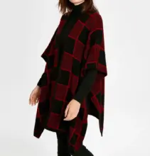 Soldes LC Waikiki Maroc Poncho pour femme 159Dhs au lieu de 239Dhs