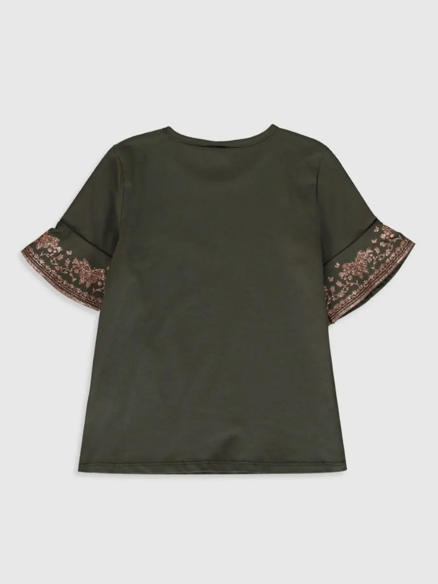 Offre de l'3ide chez LC Waikiki Maroc T-Shirt pour fille 59Dhs