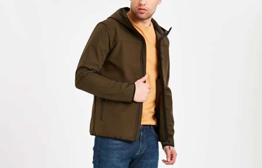 Promo chez LC Waikiki Maroc Jacket pour homme 289Dhs au lieu de 399Dhs