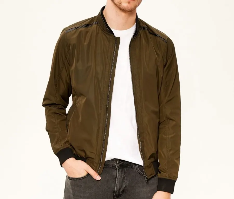 Soldes LC Waikiki Maroc Manteau bombardier coupe slim homme 289Dhs au lieu de 379Dhs