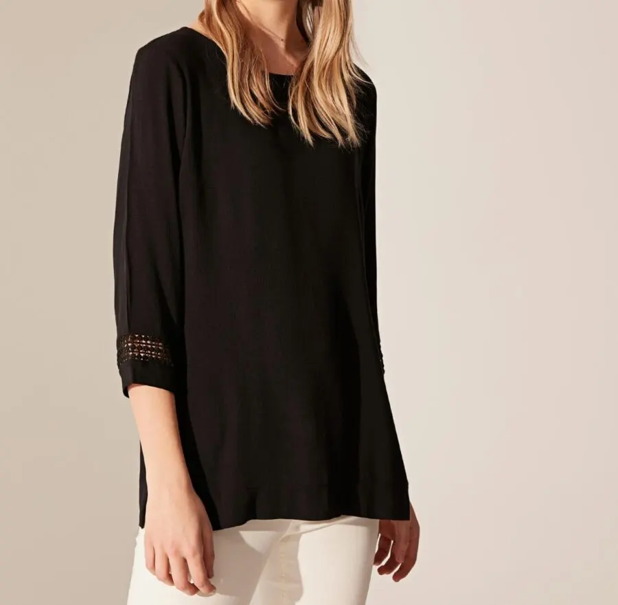 Soldes chez LC Waikiki Maroc Blouse pour femme 59Dhs au lieu de 129Dhs