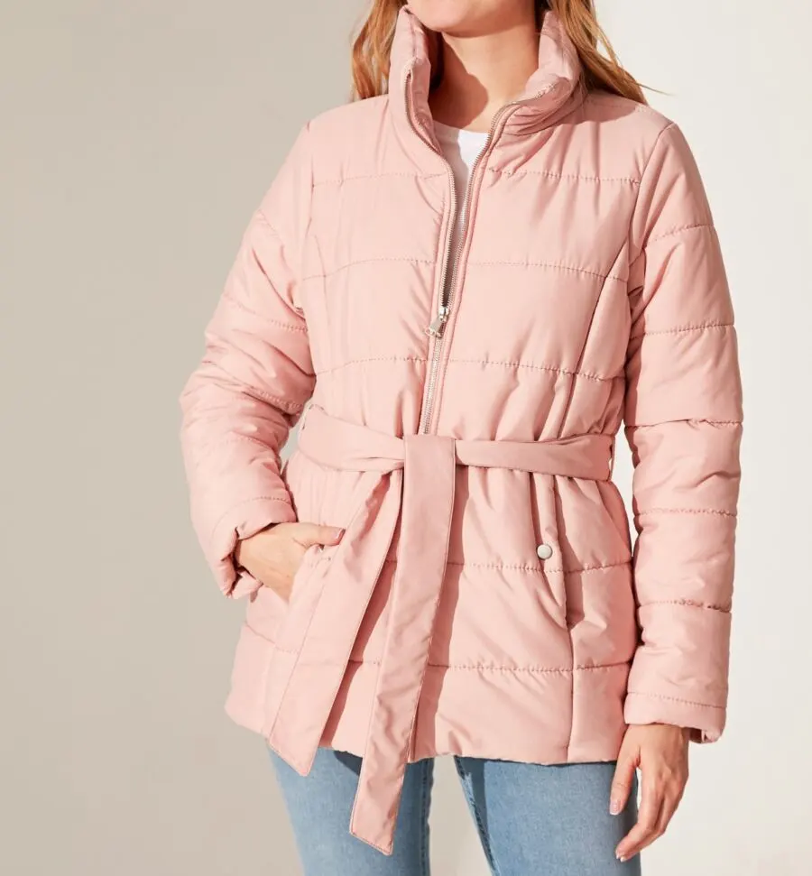 Soldes LC Waikiki Maroc Manteau rose pour femme 259Dhs au lieu de 439Dhs