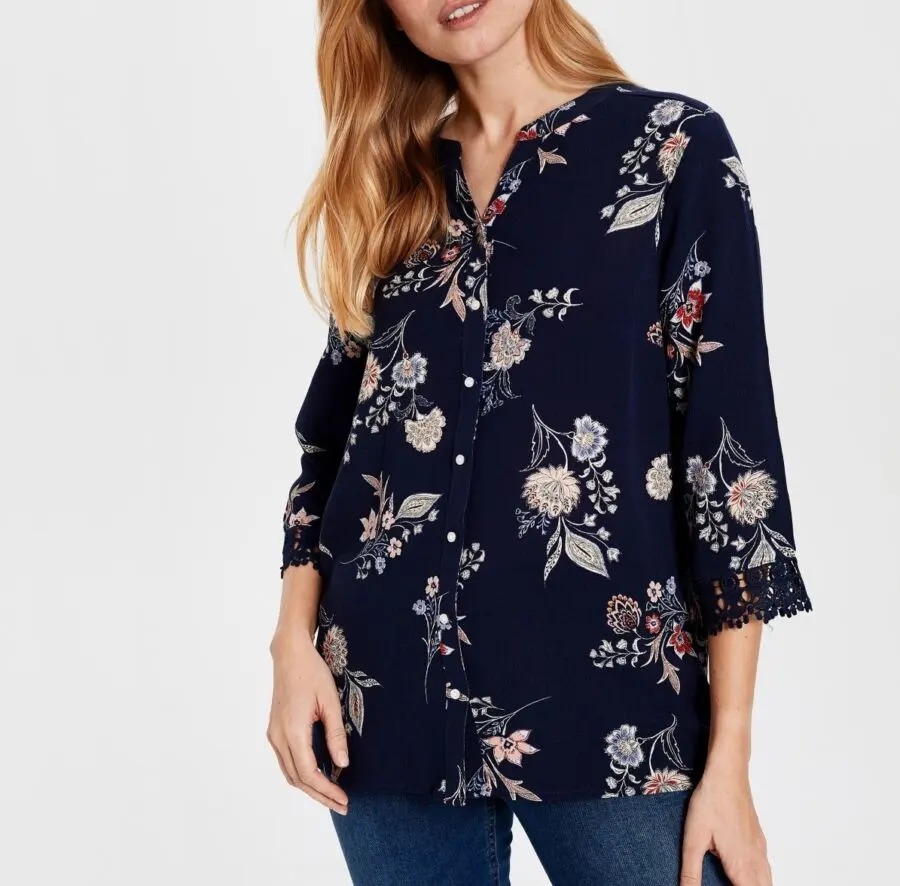 Soldes LC Waikiki Maroc Chemise pour femme 119Dhs au lieu de 179Dhs