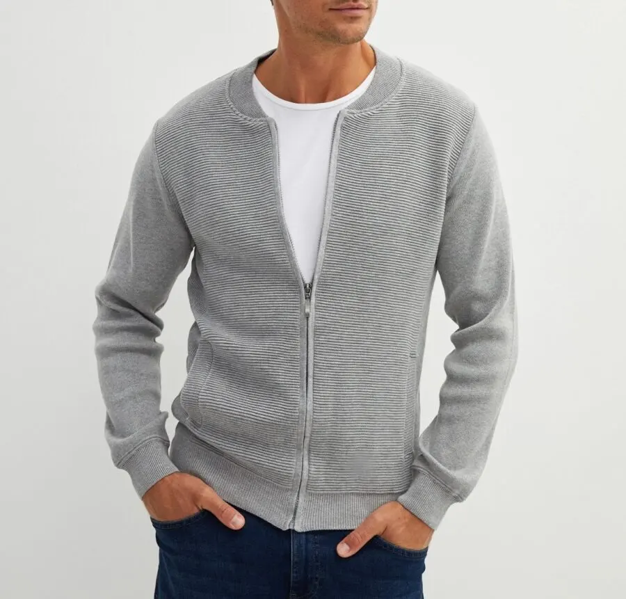 Soldes LC Waikiki Maroc Cardigan en tricot pour hommes219Dhs au lieu de 269Dhs